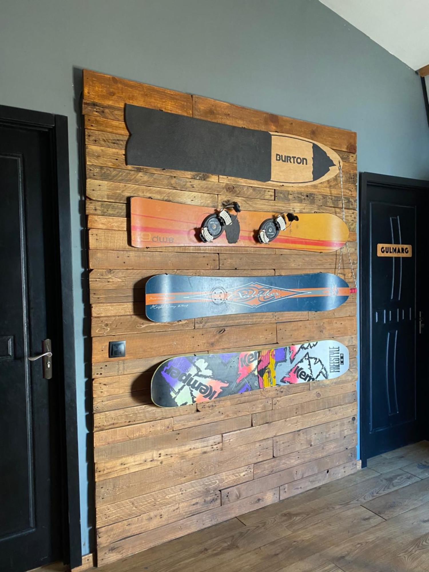 Riders House New Gudauri Hostel Екстериор снимка